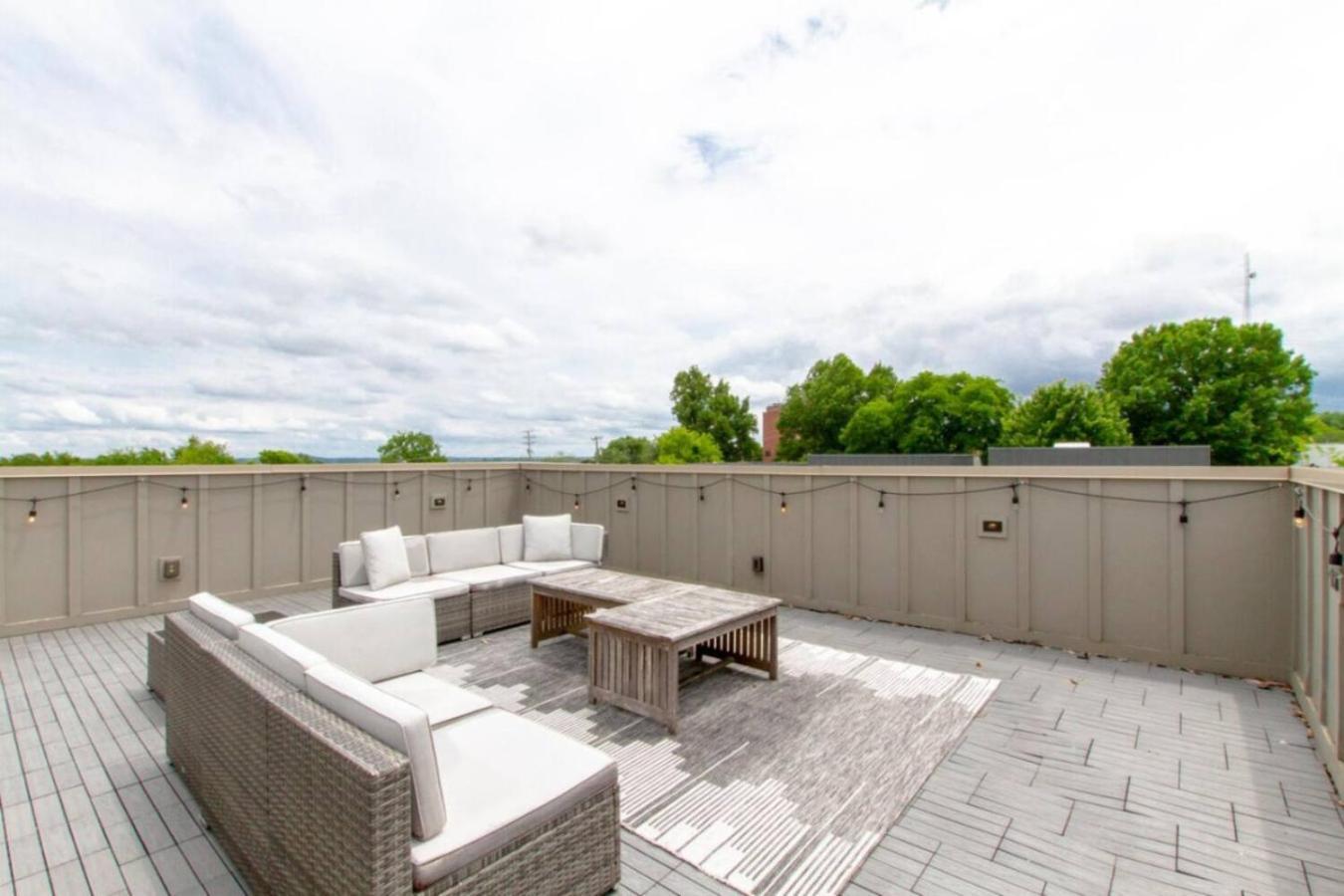 Howdy House New And Trendy With Rooftop Deck Nashville Buitenkant foto